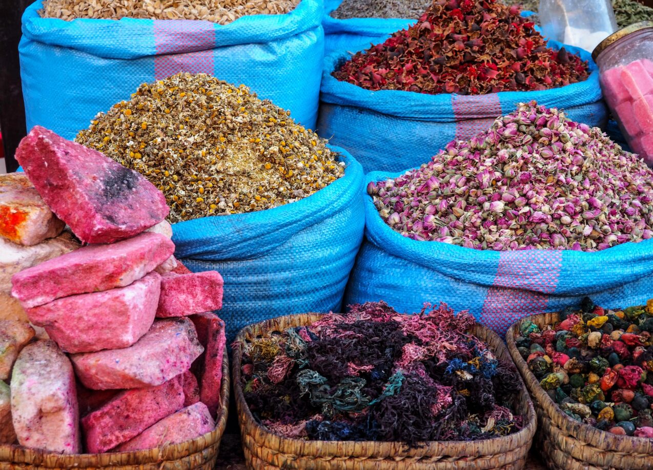 Aesthetics and traditional medicine